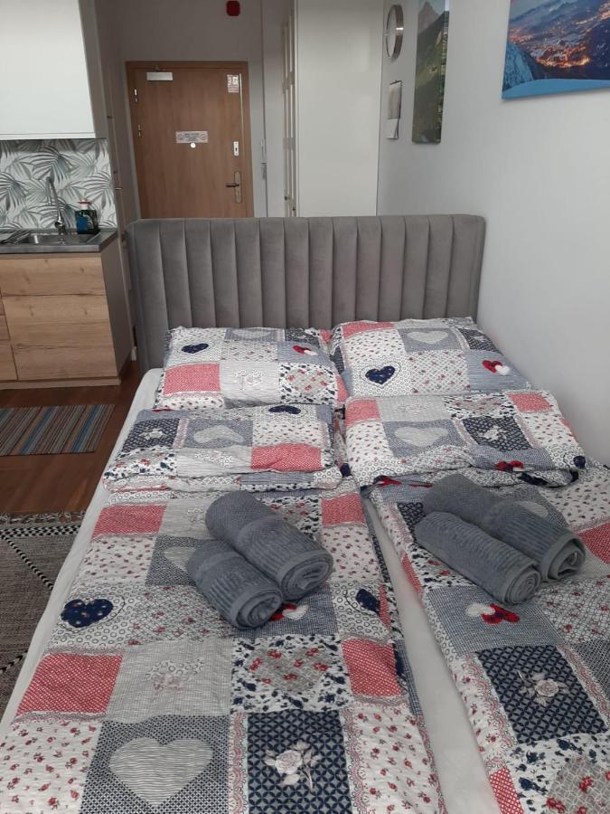 ורוצלב Aparta Lotnisko מראה חיצוני תמונה
